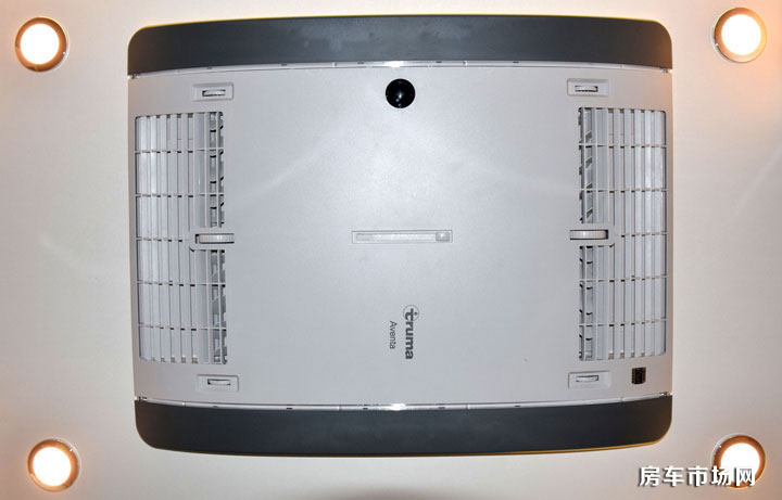 上汽大通2018款全新B型房車(chē)