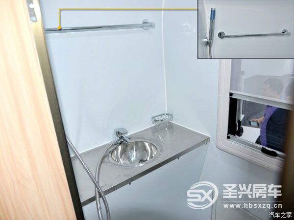 房車夢不再遙遠(yuǎn) 實(shí)拍解放T80旅居車