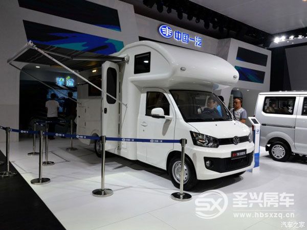 房車夢不再遙遠(yuǎn) 實(shí)拍解放T80旅居車