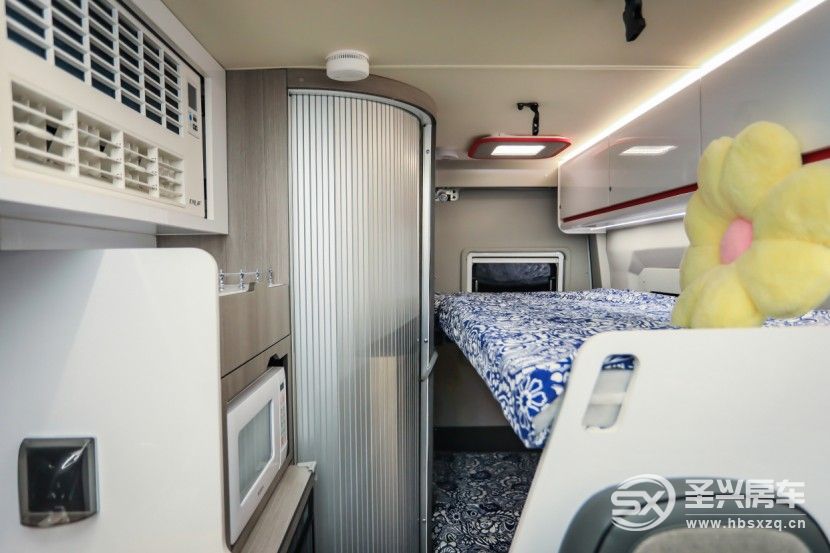 48V電路系統，獨立續航可維持3天，宇通全新B311豪享版房車等你來發現！get?code=YjIzZGU2Y2M3MTQ5NjZmYTlkYWE2MmJiZGUyNTc1ZjIsMTY2NzAzNjIzMjg2Nw==