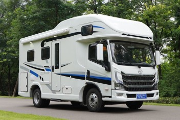 躍進H500質(zhì)慧版C型房車