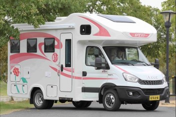 依維柯歐勝大額C型房車